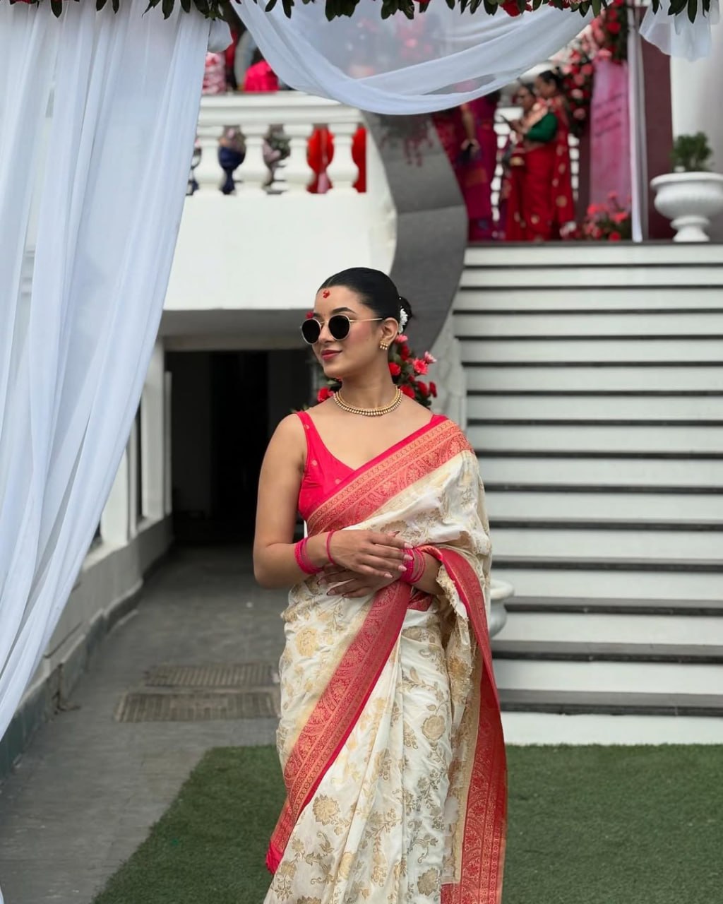 Ivory and amp Rani Pink Floral Woven Traditional Saree