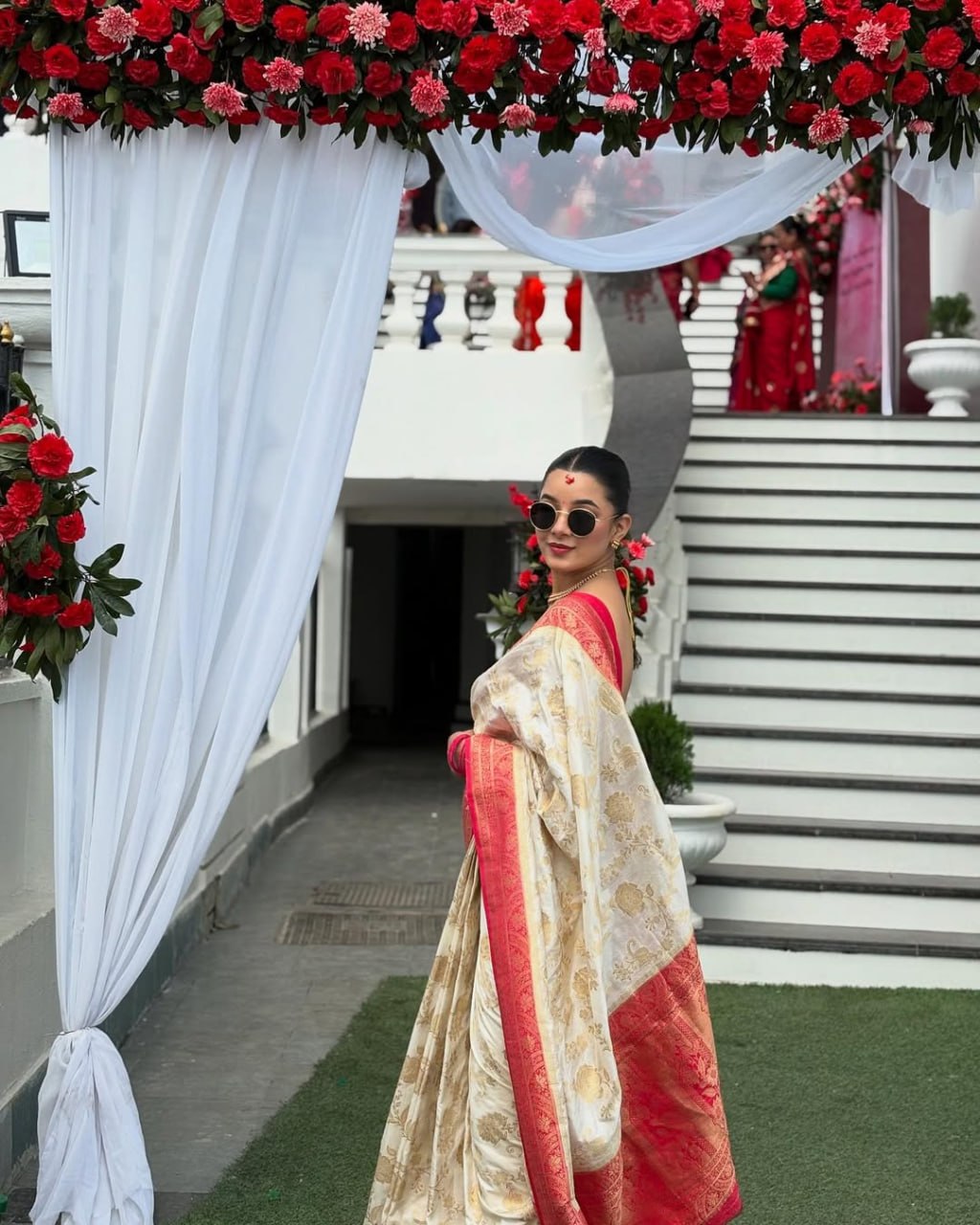 Ivory and amp Rani Pink Floral Woven Traditional Saree