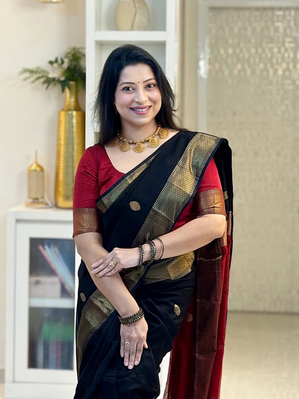 Classic Black and Maroon Gold Woven Border Traditional Saree