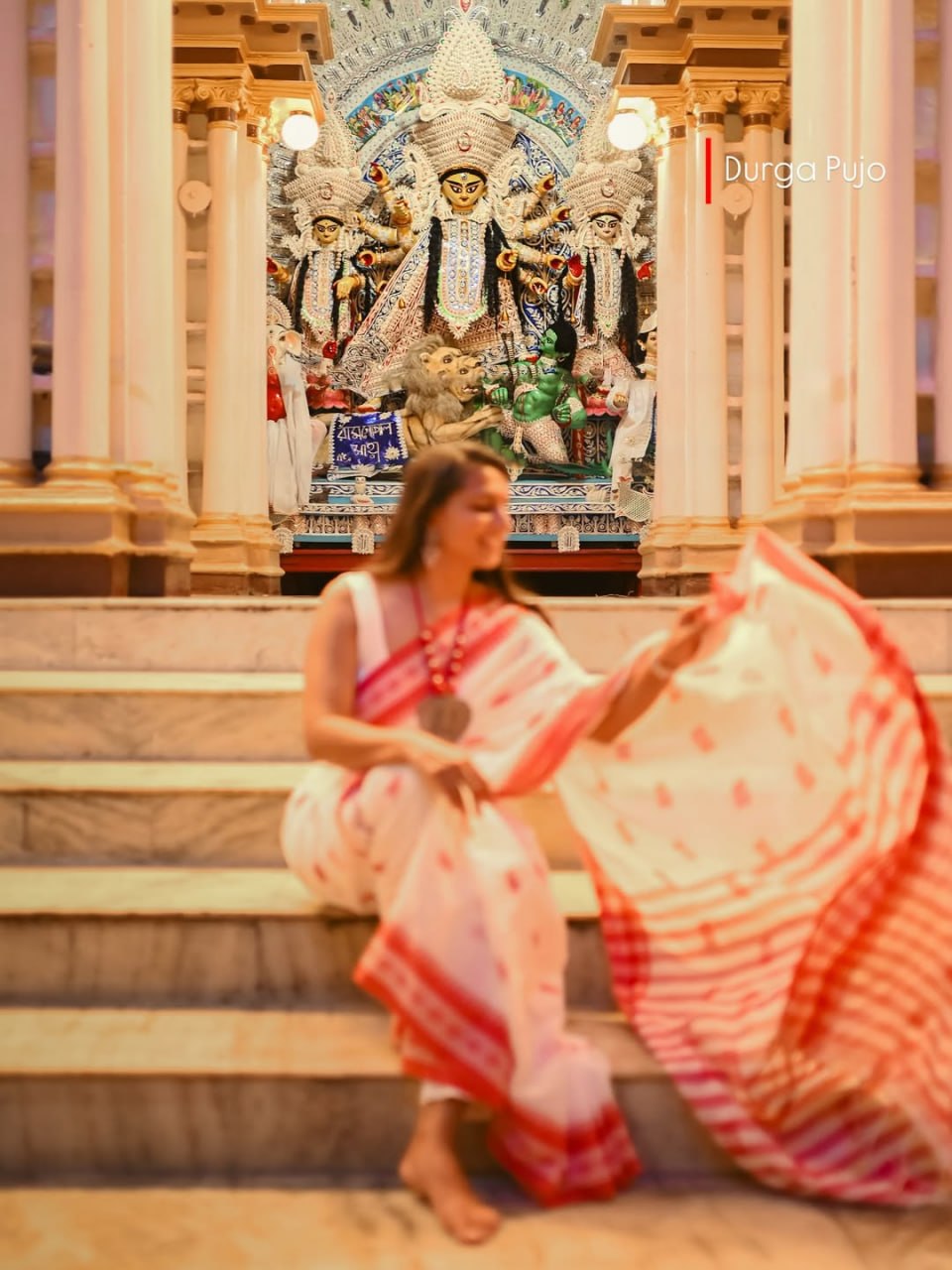 Ivory White and Red Handloom-Style Traditional Saree