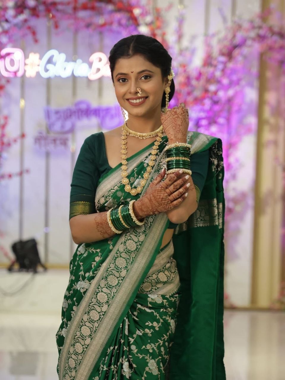 Emerald Green Silver Zari Floral Woven Saree